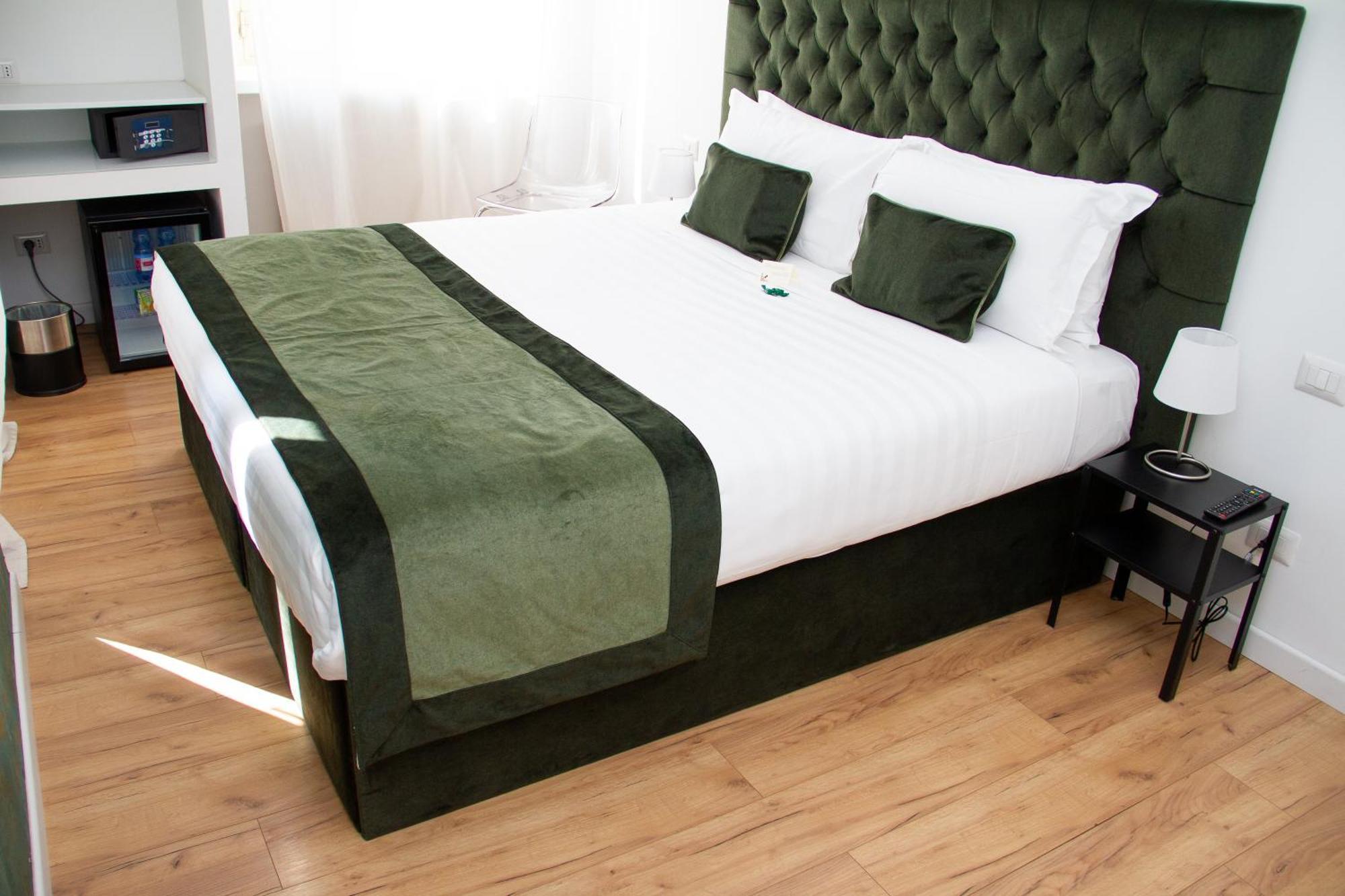 Home At Rome St. Peter Rooms&Apartment Экстерьер фото