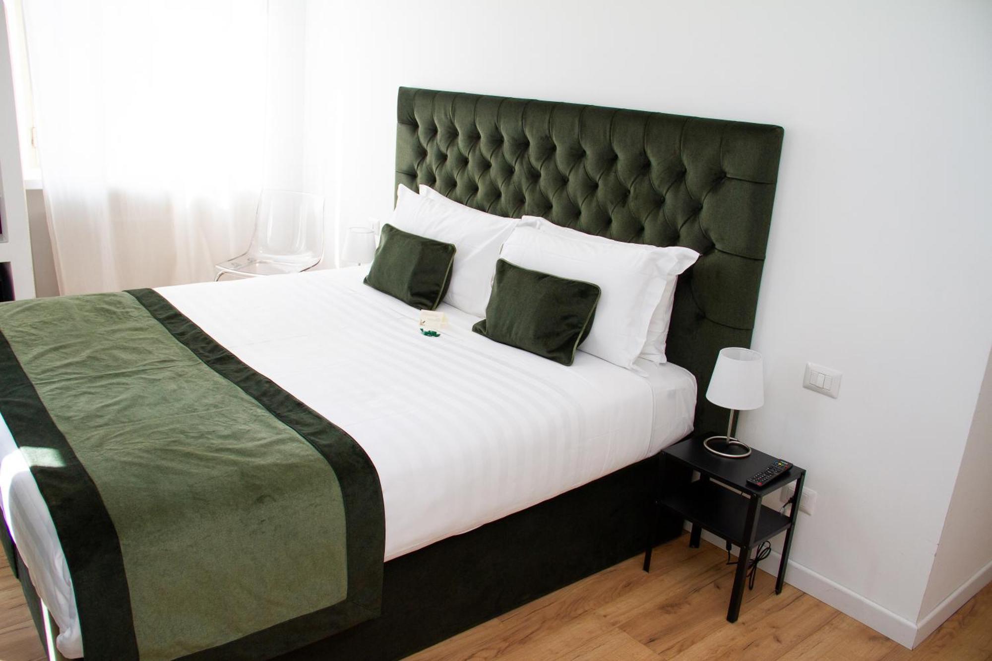 Home At Rome St. Peter Rooms&Apartment Экстерьер фото