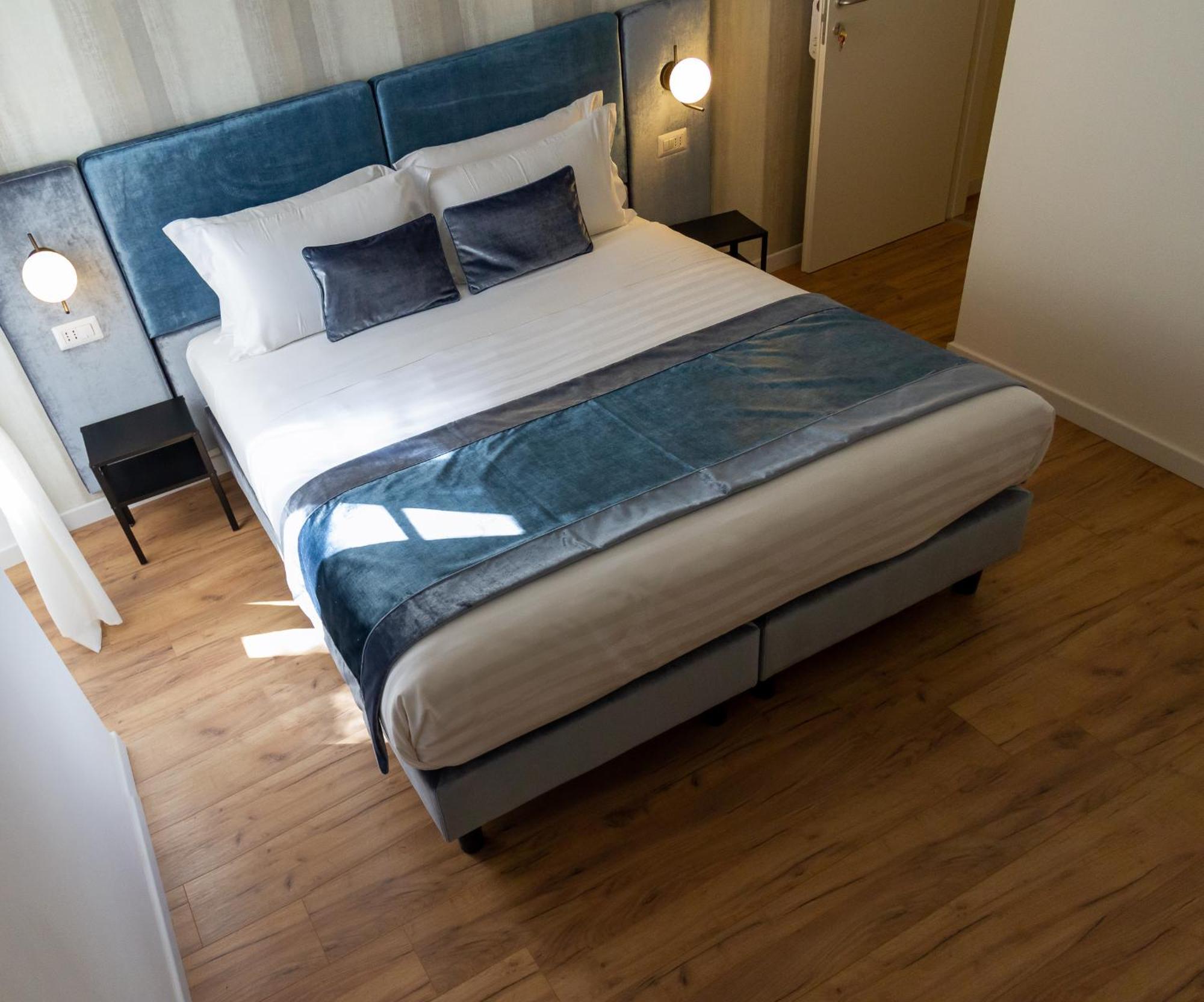 Home At Rome St. Peter Rooms&Apartment Экстерьер фото