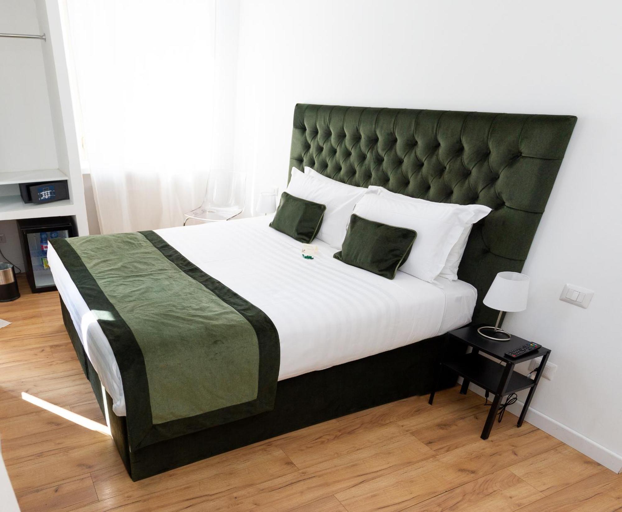Home At Rome St. Peter Rooms&Apartment Экстерьер фото